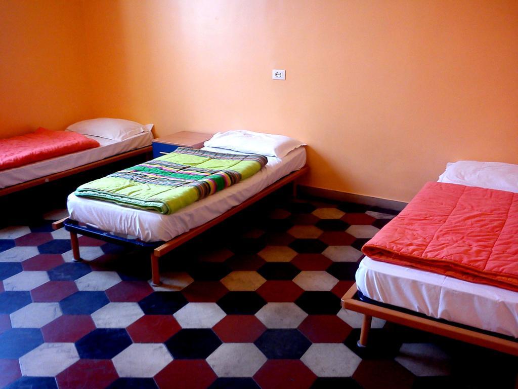 Youth Meeting Home Florence Exterior photo